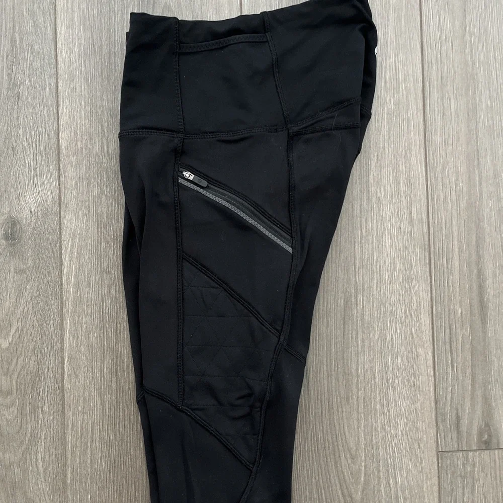 Lululemon Capri Leggings Womens 4 Zip Pockets Compression Black